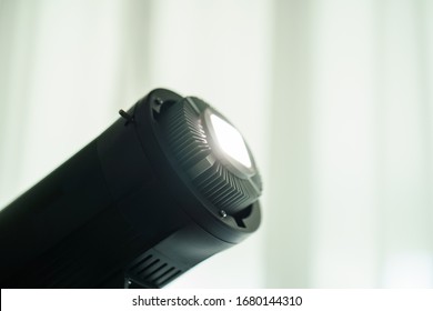 Lighting setup in studio for works.