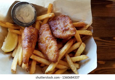 1,047 Fish and chips basket Images, Stock Photos & Vectors | Shutterstock