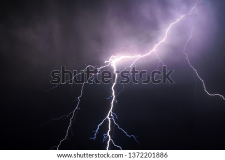 Lightning bolt in night sky
