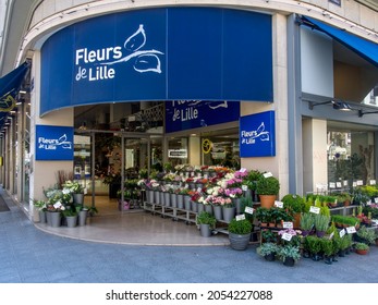 LILLE, FRANCE - JUNE 08, 2014:  Exterior View Of Pretty Florist Shop 