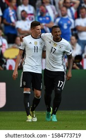 LILLE METROPOLE FRANKREICH STADIUM PIERRE MAUROY, 26.Juni 2016 Fussball - EURO 2016 - Germany Vs Slowakai

Jubilation In The Scoring For 3: 0 Julian Draxler Germany Jérôme Boateng Germany