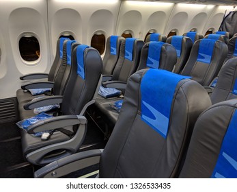 Boeing 737 Cabin Images Stock Photos Vectors Shutterstock