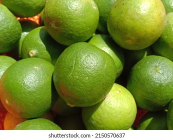 Limes Contain Antioxidants, Which Have Been Shown To Help Reduce Inflammation And Even Help Prevent Certain Chronic Illnesses. 