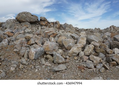 Limestone mining, Quarry