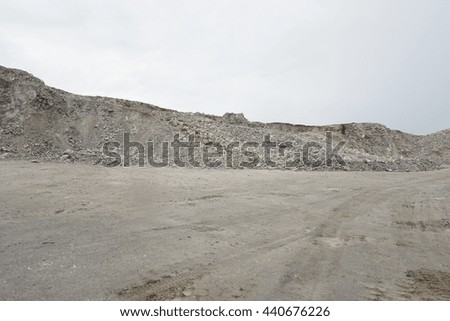 Limestone mining, Quarry