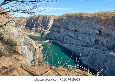 The limestone quarry 