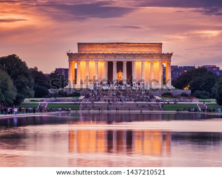 Lincoln memorial at dusk in autumn, Washington D.C.