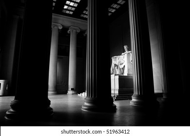 Lincoln Memorial Statue And Columns