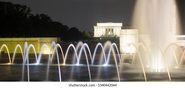 Lincoln Memorial World War Ii Memorial Stock Photo 1340442044 ...