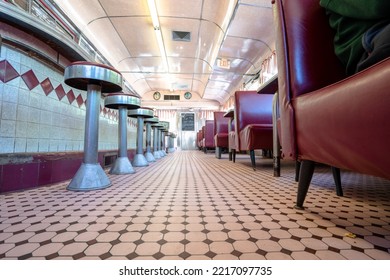  Lincoln, NH USA - July 9, 2022 - Arnold's Wayside Diner Interior. High-quality Photo Shot From A Low Perspective In Natural Light Showing Motion Blur Of Wait Staff. 