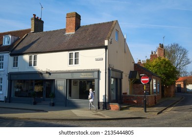 Lincoln, UK 03 10 2022 Corner Store In A Town