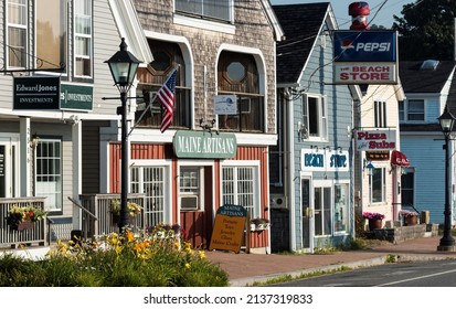 Lincolnville, Maine, USA - 2 August 2017: Main Street Stores In Lincolnville Maine A Coastal Community In The Mid Coast Area Of Maine USA.