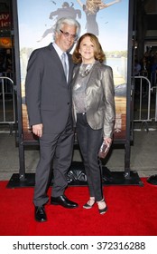 Linda Lavin And Steve Bakunas At The Los Angeles Premiere Of 