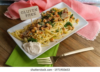 Linguine Pasta With Italian Chicken Sausage Chickpeas And Kale In A Creamy Ricotta Cheese Sauce