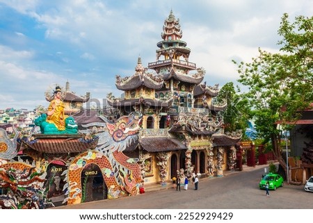 Linh Phuoc Pagoda or Ve Chai Pagoda is a buddhist dragon temple in Dalat city in Vietnam