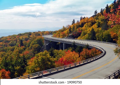 Linn Cove Viaduct On Blue Ridge Parkway In North Carolina