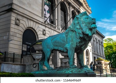 Lion By The Chicago Art Institute , Chicago IL 05/28/2018