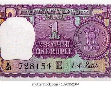 Lion Capital Of Asoka (Ashoka Column), Portrait From India 1 Rupee 1968
 Banknotes.