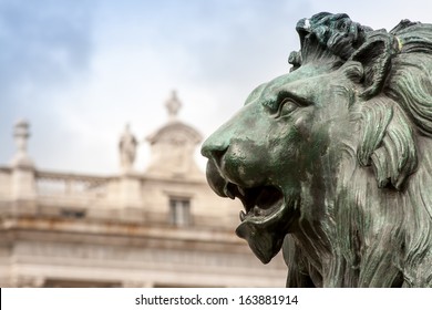 Lion Statue