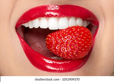 10,650 Strawberry lips Images, Stock Photos & Vectors | Shutterstock