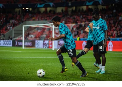 Lisbon, Portugal - 10 25 2022: UCL Game Between SL Benfica And Juventus FC; Juan Cuadrado During Warm Up