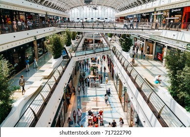 LISBON, PORTUGAL - AUGUST 10, 2017: People Crowd Looking For Summer Sales In Vasco Da Gama Shopping Center Mall.