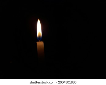 1,257 Dark Room Lit By Candles Images, Stock Photos & Vectors ...