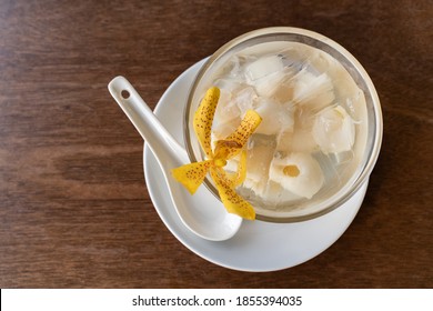 Litchi in sweet water syrup