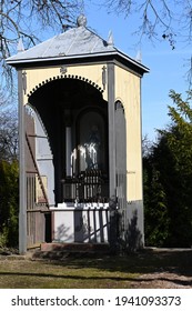 Lithuania  Plokščiai Catholic Church  cemetery chapel