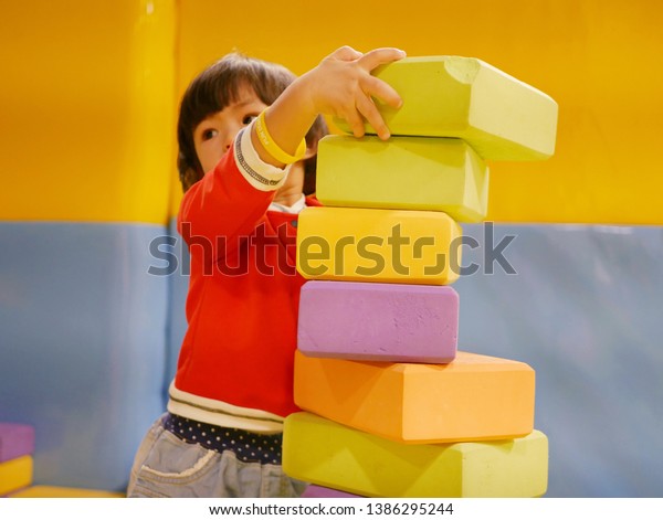 children's foam building bricks