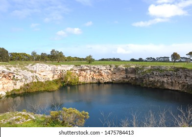 Little Blue Lake South Australia Mount Gambia