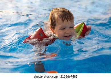 1,200 Kids getting wet Images, Stock Photos & Vectors | Shutterstock