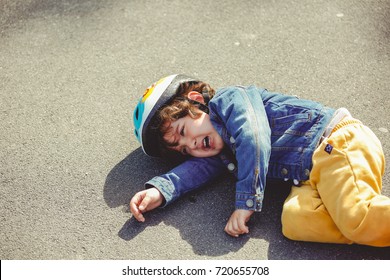 Cry Down Images, Stock Photos & Vectors | Shutterstock