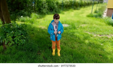 69 Shhh little boy Images, Stock Photos & Vectors | Shutterstock