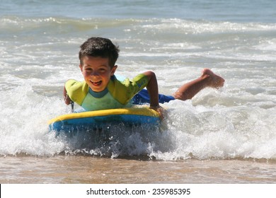 boogie boarding clipart sun