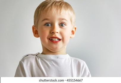 19,189 Little boy wonder Images, Stock Photos & Vectors | Shutterstock