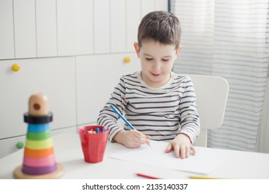 1,132 Boy sit chair sketch Images, Stock Photos & Vectors | Shutterstock