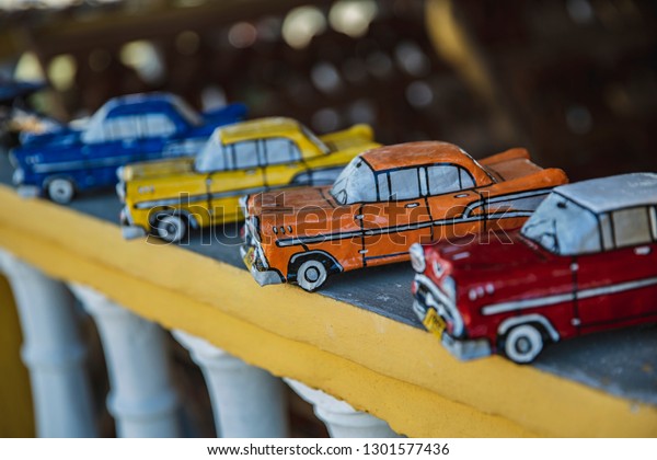 Little cuban cars of
colors