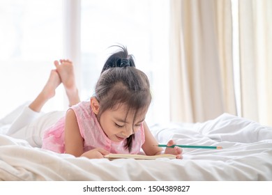 Child S Bedroom Images Stock Photos Vectors Shutterstock
