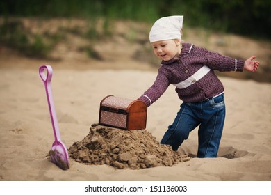 Little Funny Girl Hunting For Treasure