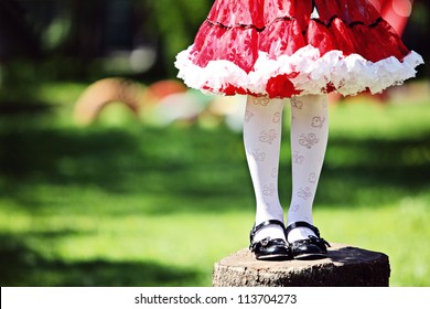 Nubile little girls feet apologise Have Nubile little girls feet phrase