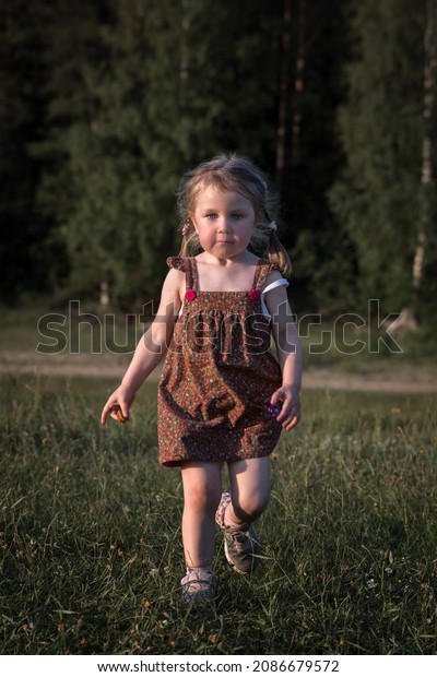 Little Girl Beautiful Childrens Sarafan Quickly Stock Photo 2086679572 ...