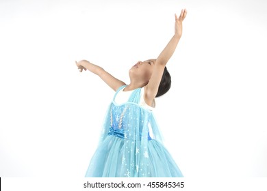 Little Girl Dancing Like Princess Of Elsa,frozen