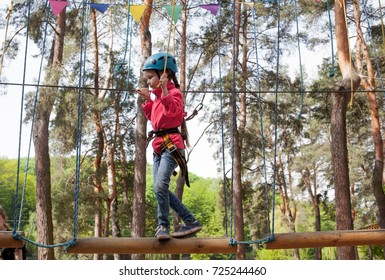 4,934 Tree climbing harness Images, Stock Photos & Vectors | Shutterstock