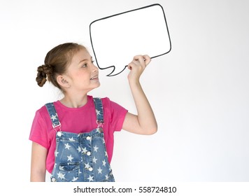 2,761 Children Holding Speech Bubbles Images, Stock Photos & Vectors 