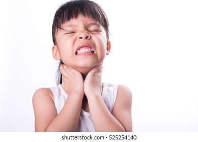 2,293 Little Girl Sore Throat Images, Stock Photos & Vectors | Shutterstock