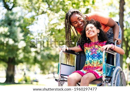 Similar – Foto Bild Kleines Mädchen, das hilft, die Blumen zu gießen.