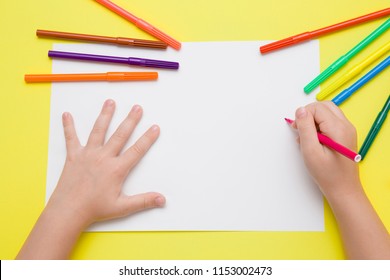Little girl's hand painting