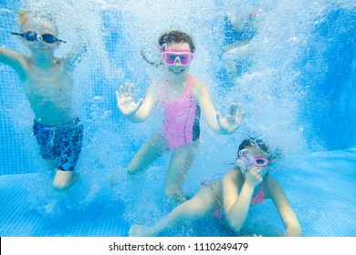 Little Kids Swimming Pool Underwater Stock Photo 1110249479 | Shutterstock