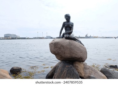 The little Mermaid - Copenhagen, Denmark May 2016 